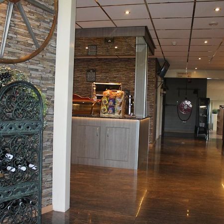 Hotel Restaurant 'T Klokje Renesse Exterior foto