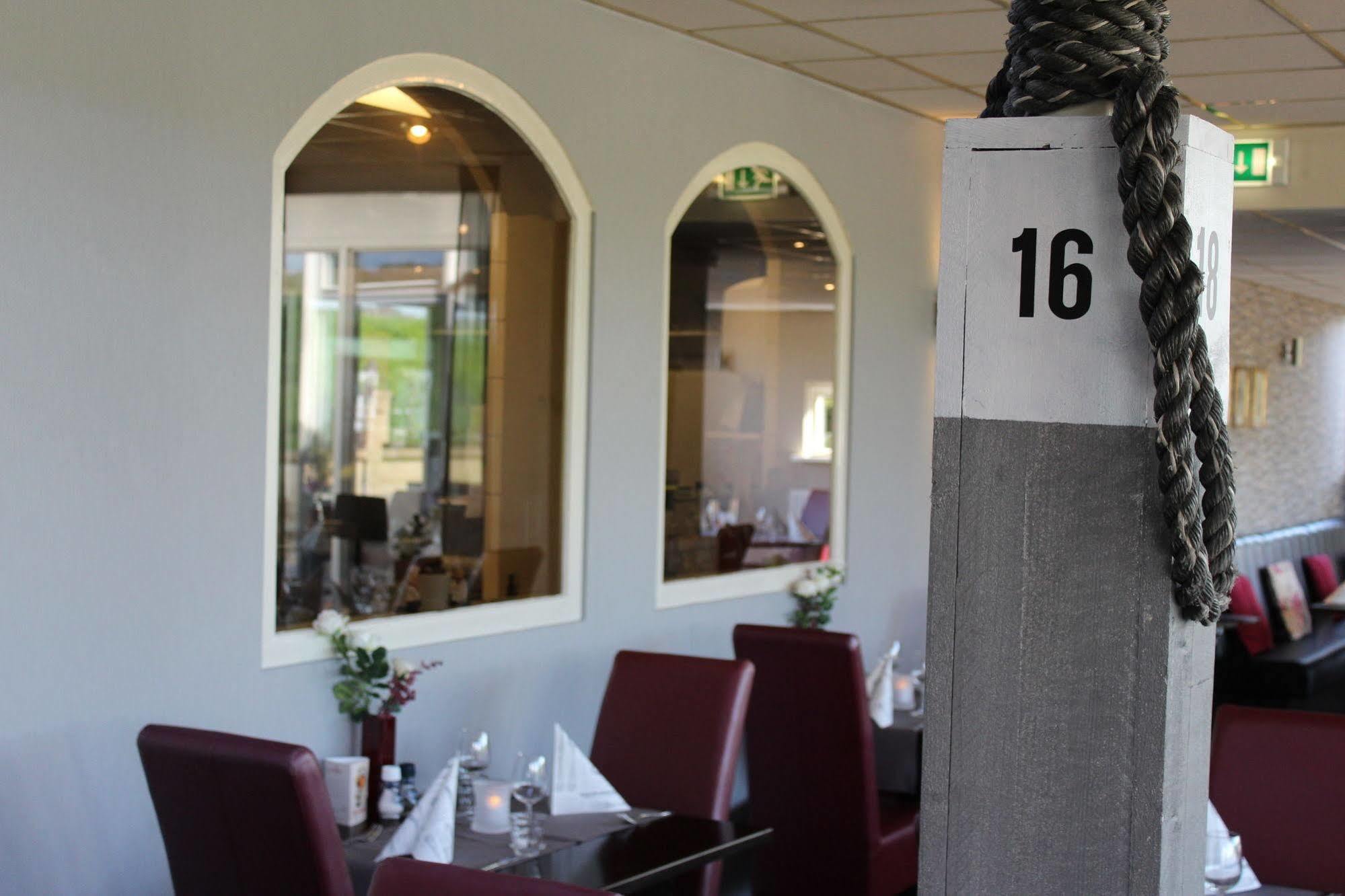 Hotel Restaurant 'T Klokje Renesse Exterior foto